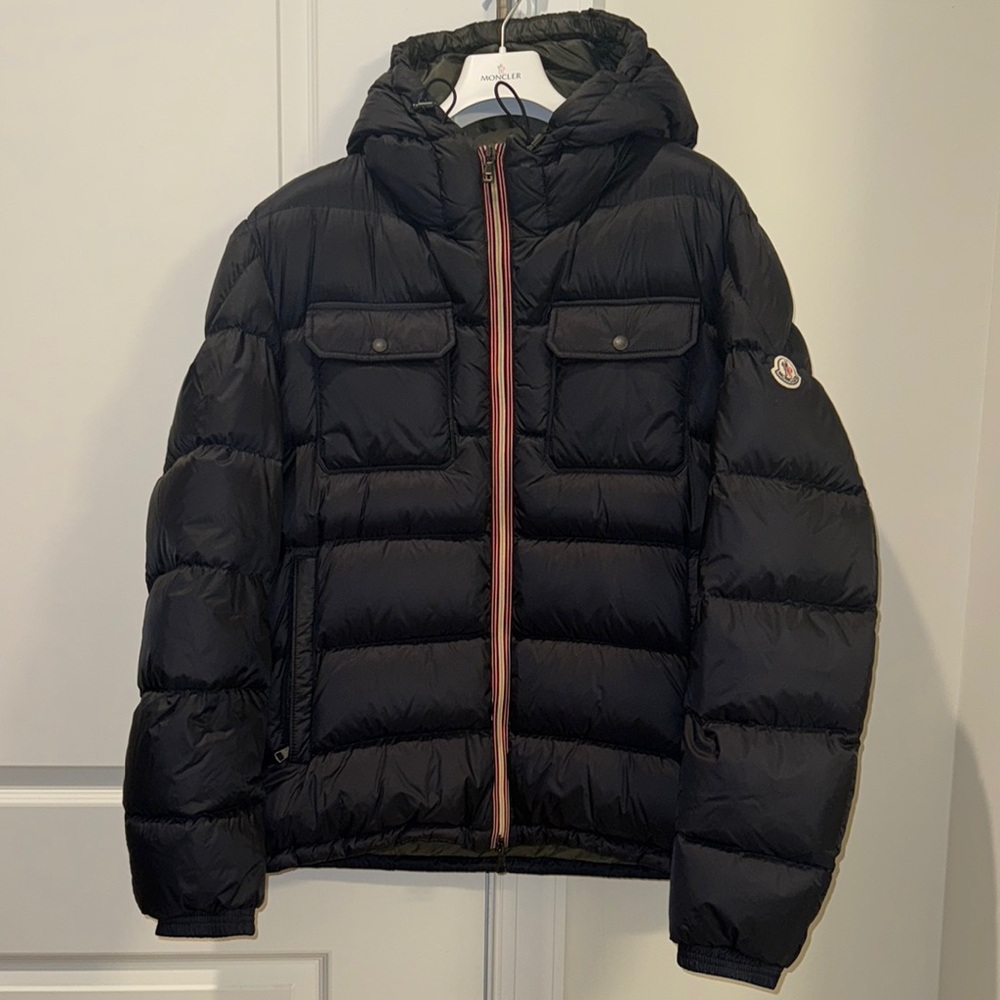 Moncler Navy Jacket for Men- Morane Down Jacket 2017